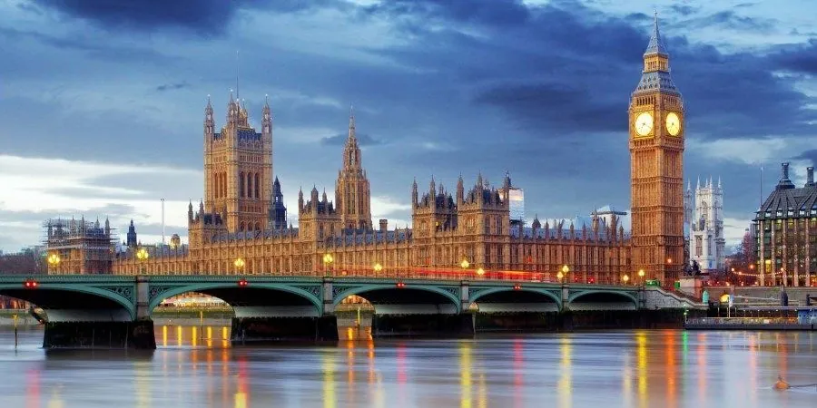 Vinn resa för två till London